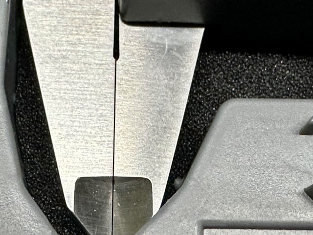 Closeup of the anvil on a
caliper